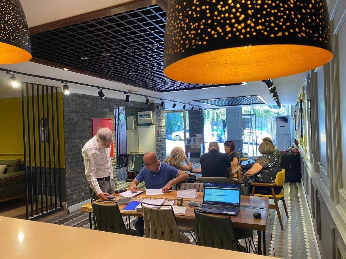 The Istanbul Hermes Park Inn 酒店